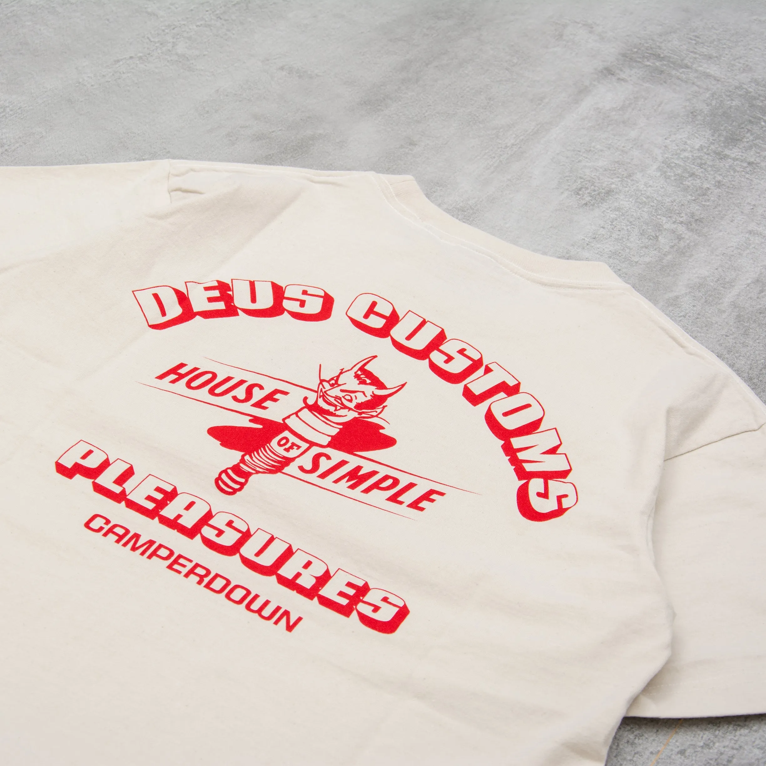 Deus ex Machina Totem Tee - Dirty White