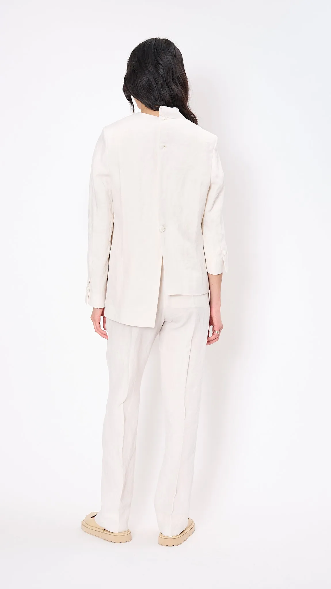 Janiela Tailored Jacket in White Sand