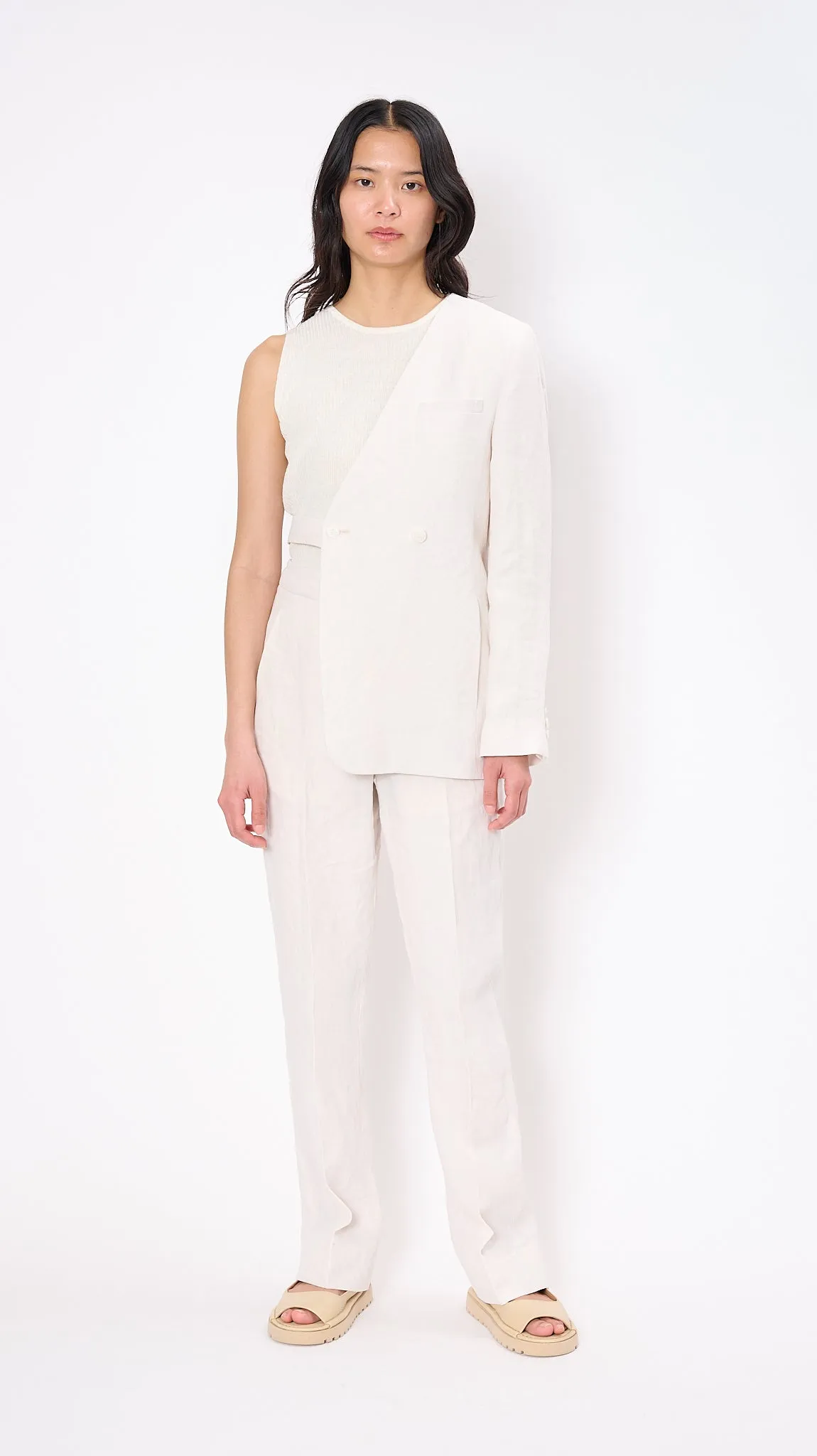 Janiela Tailored Jacket in White Sand