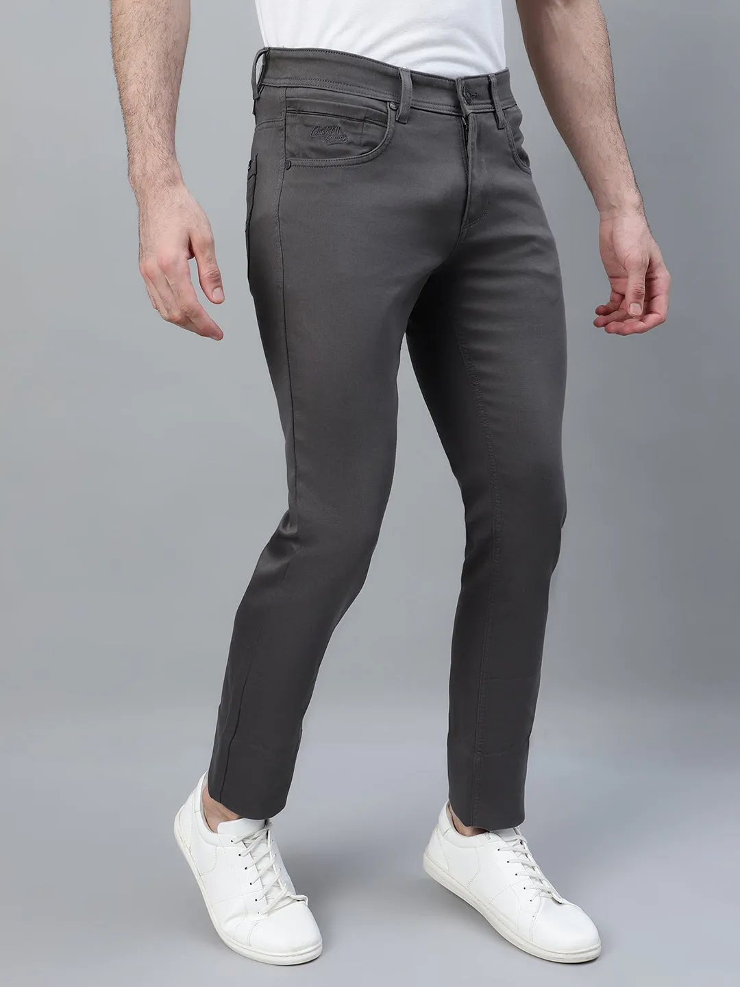 Men's Grey Solid Non-Pleated Casual Trouser