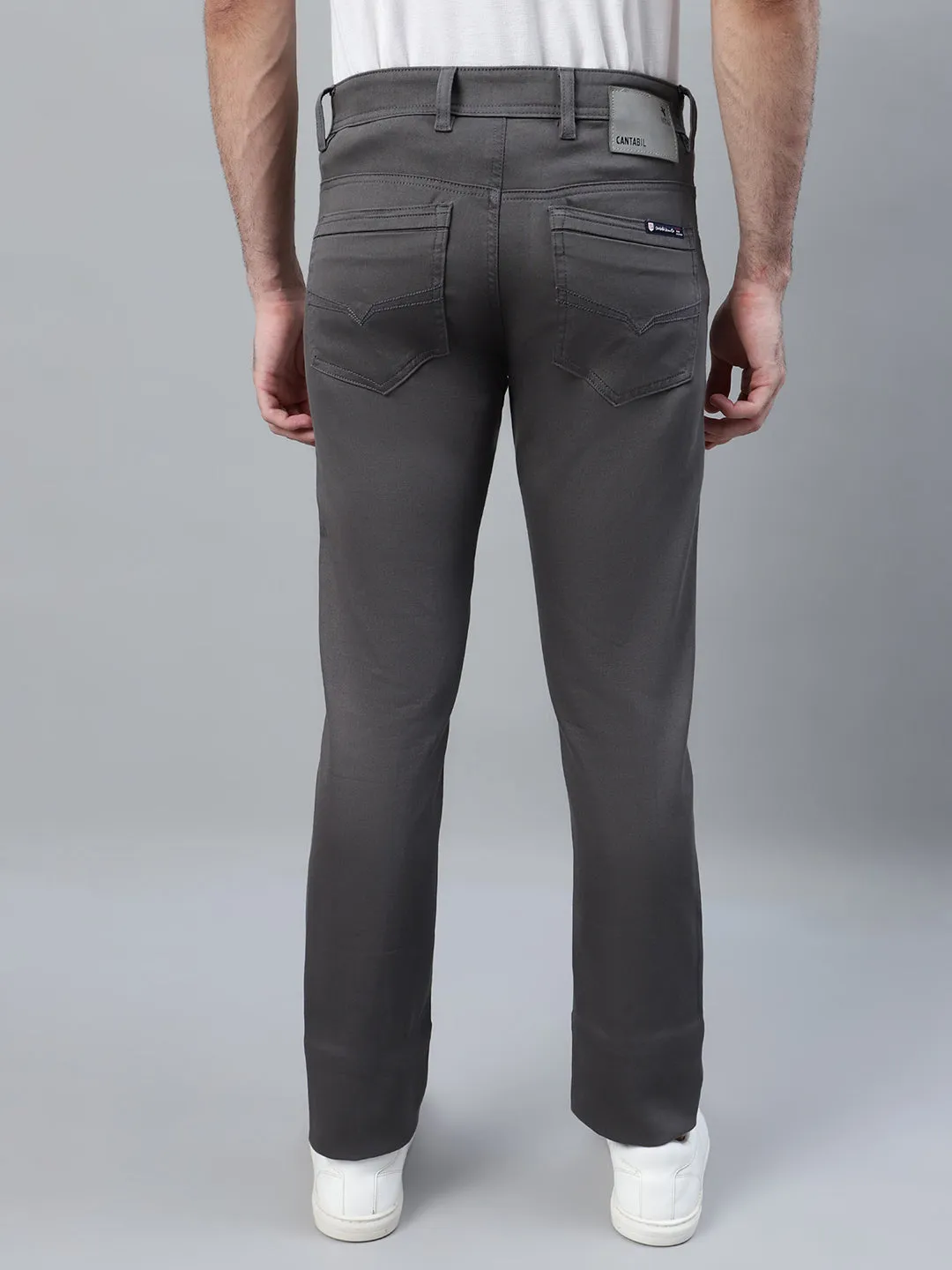 Men's Grey Solid Non-Pleated Casual Trouser